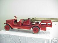 BUDDY L 1920 FIRE TRUCK