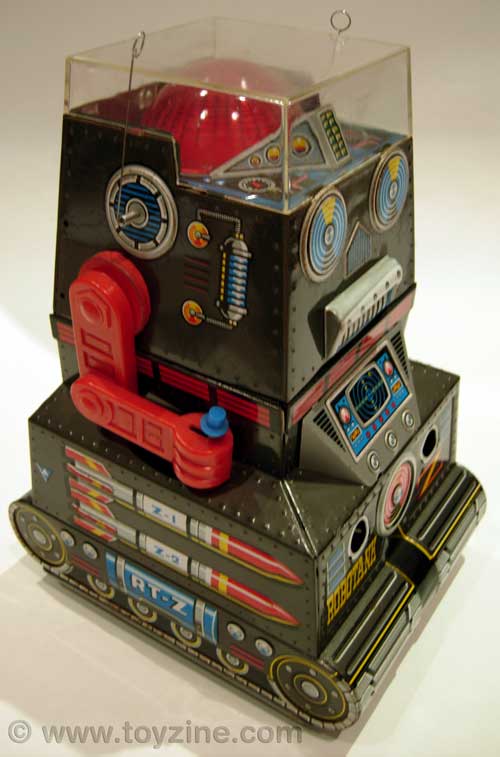 Robotank Z - Tin - Japan - Nomura - !960's, battery operated tin toy robot